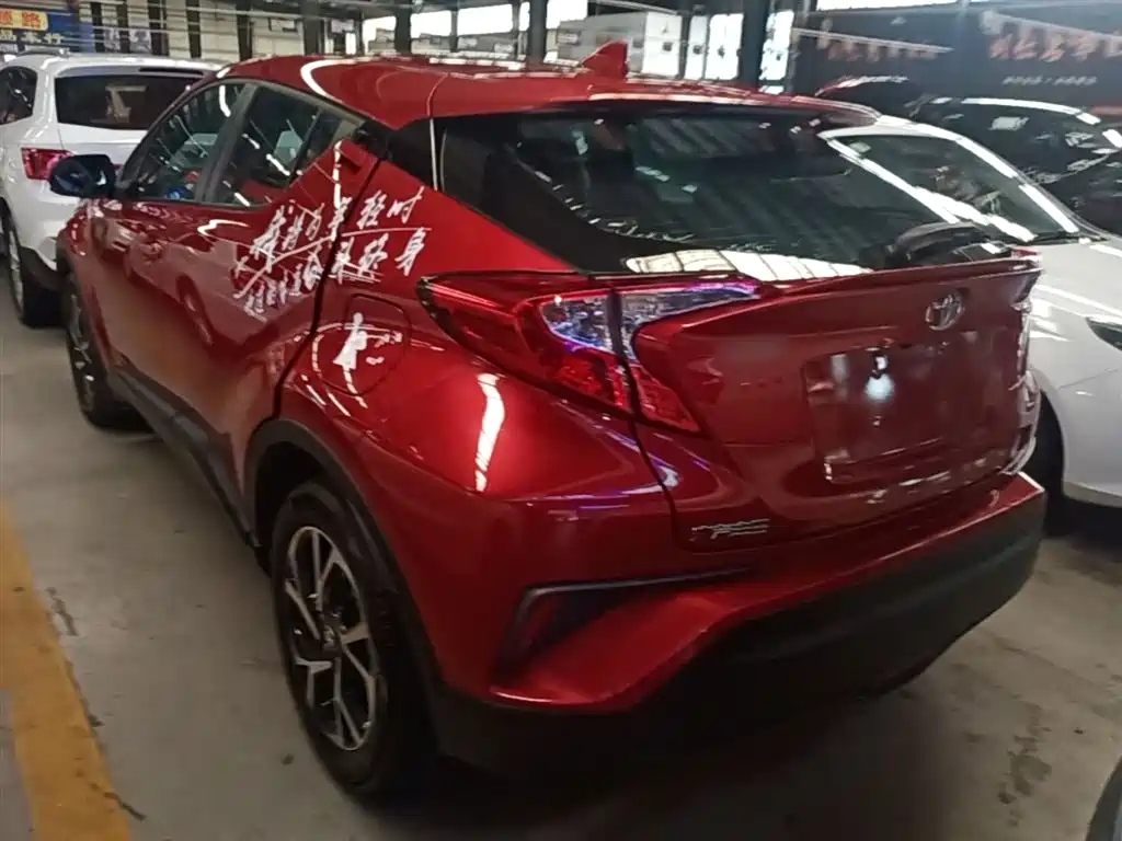 Toyota C-HR 丰田C-HR 2020款 2.0 L 舒适版