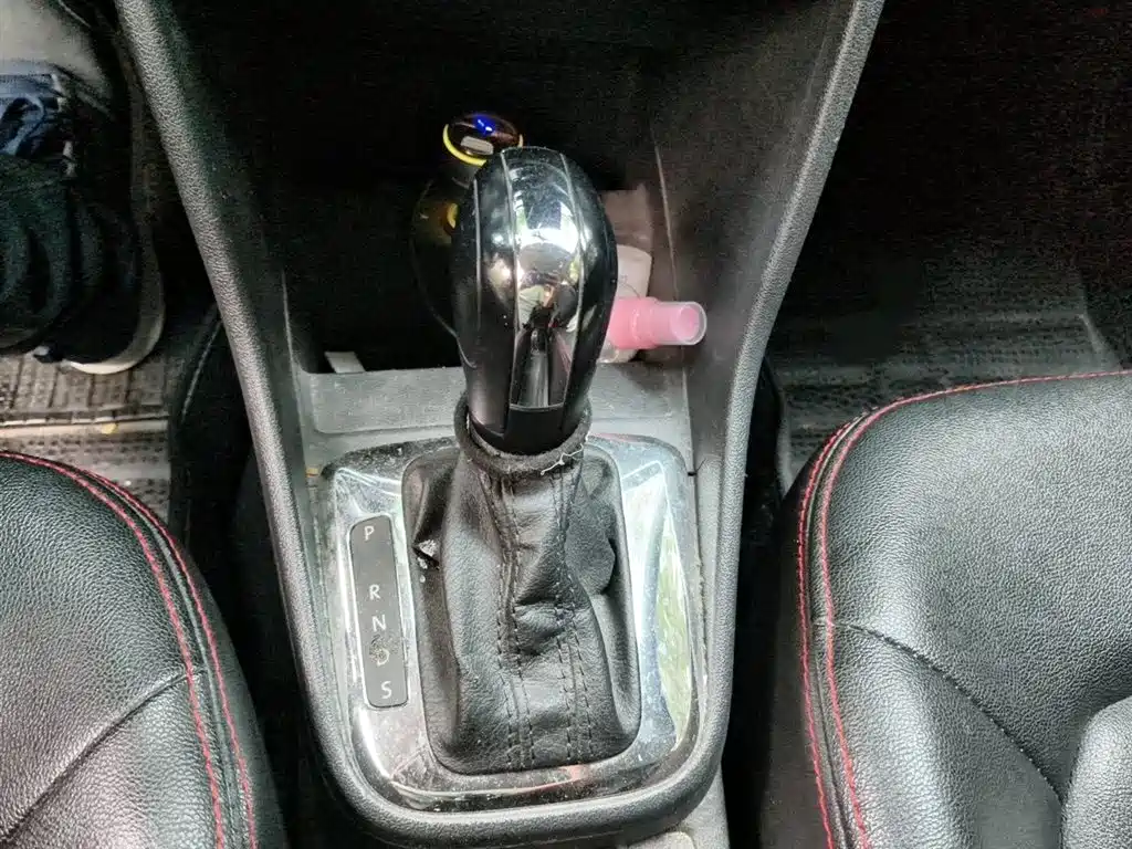 Jetta 1.6 L Auto Fashion