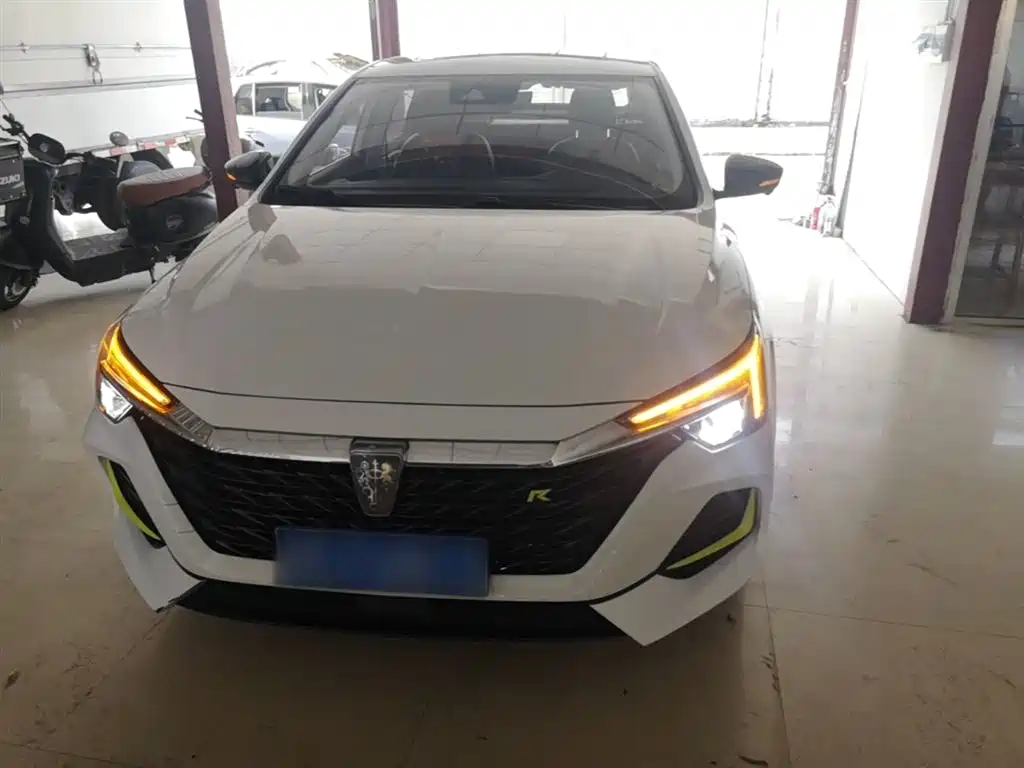 Roewe i6 MAX 荣威i6 MAX 2020款 300 TGI 自动爽酷智驾版