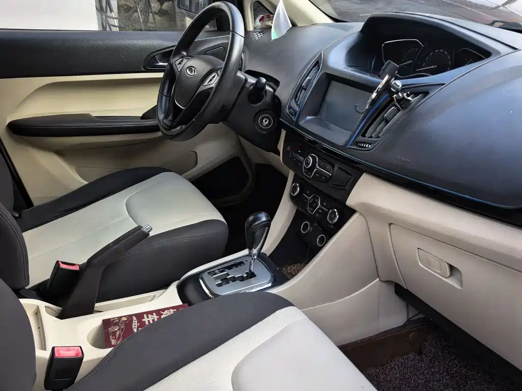 Arrizo M7 2.0 L CVT Wide Joy 232-seat