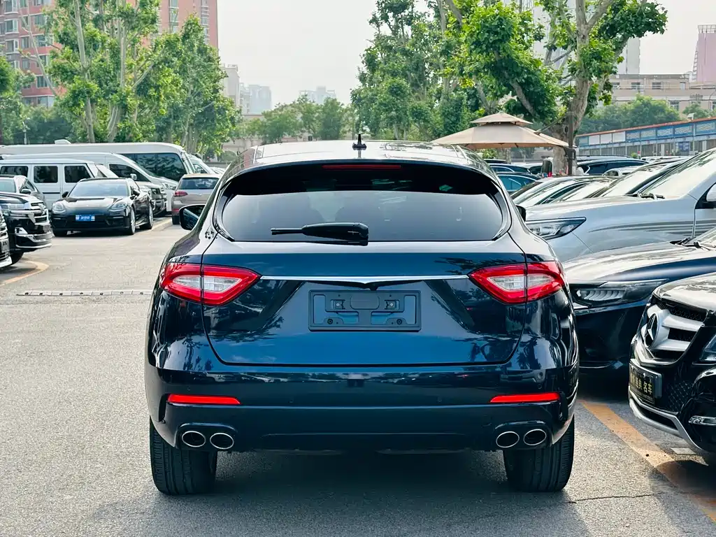 Levante Levante 2019款 3.0 T 尊贵蓝全球限量版 国VI