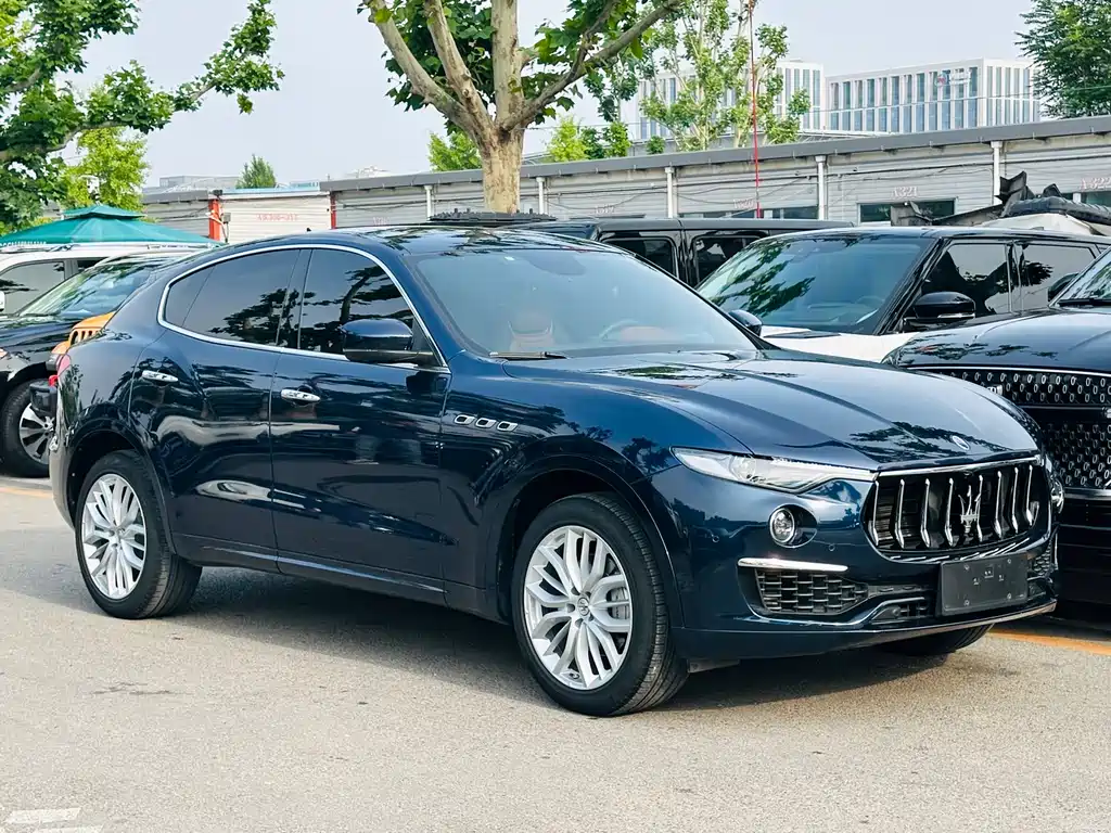 Levante Levante 2019款 3.0 T 尊贵蓝全球限量版 国VI