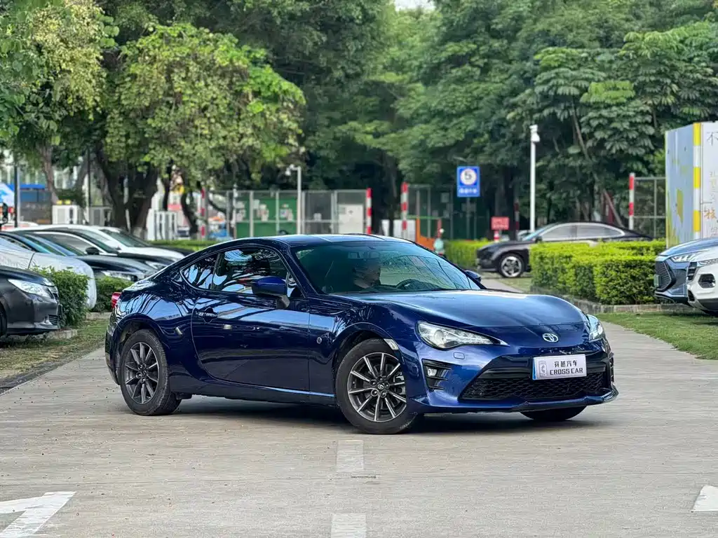 Toyota 86 2.0 L Manual Luxury