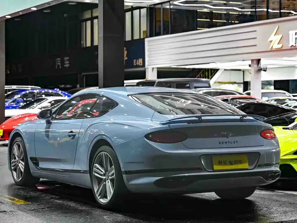 Continental GT 4.0 T GT V8