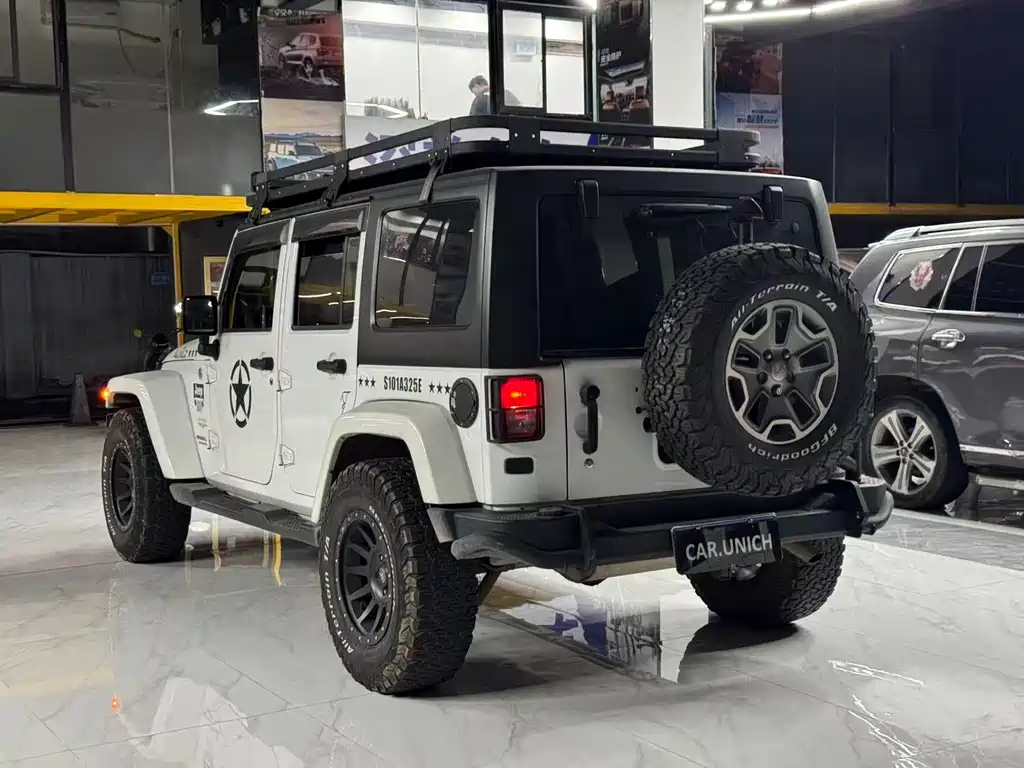 Wrangler 3.0 L Sahara 4-door Comfort Enjoyment