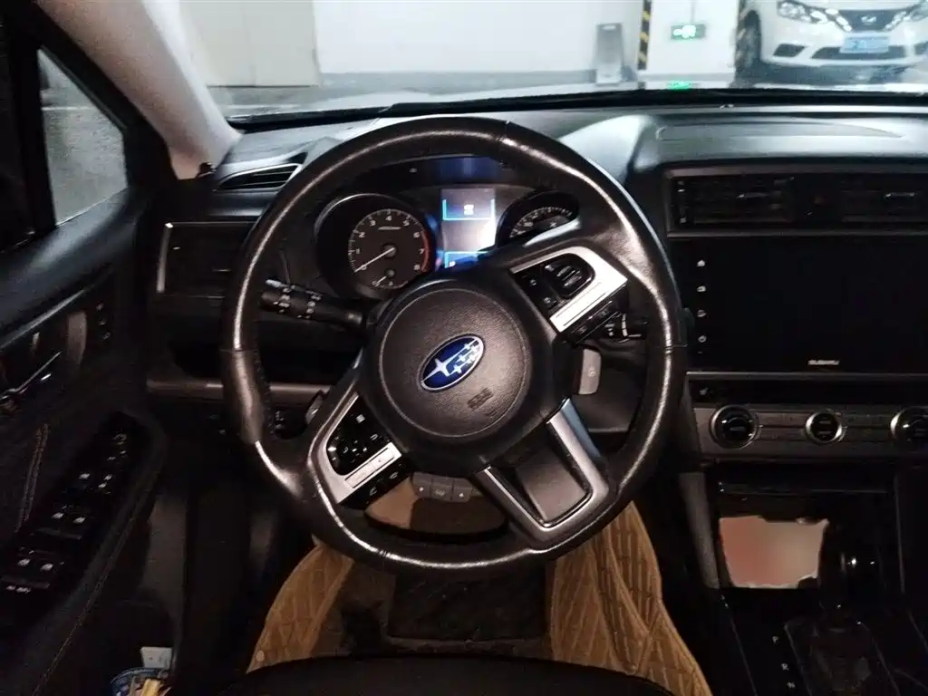Outback 2.5 i Sport Navigation EyeSight
