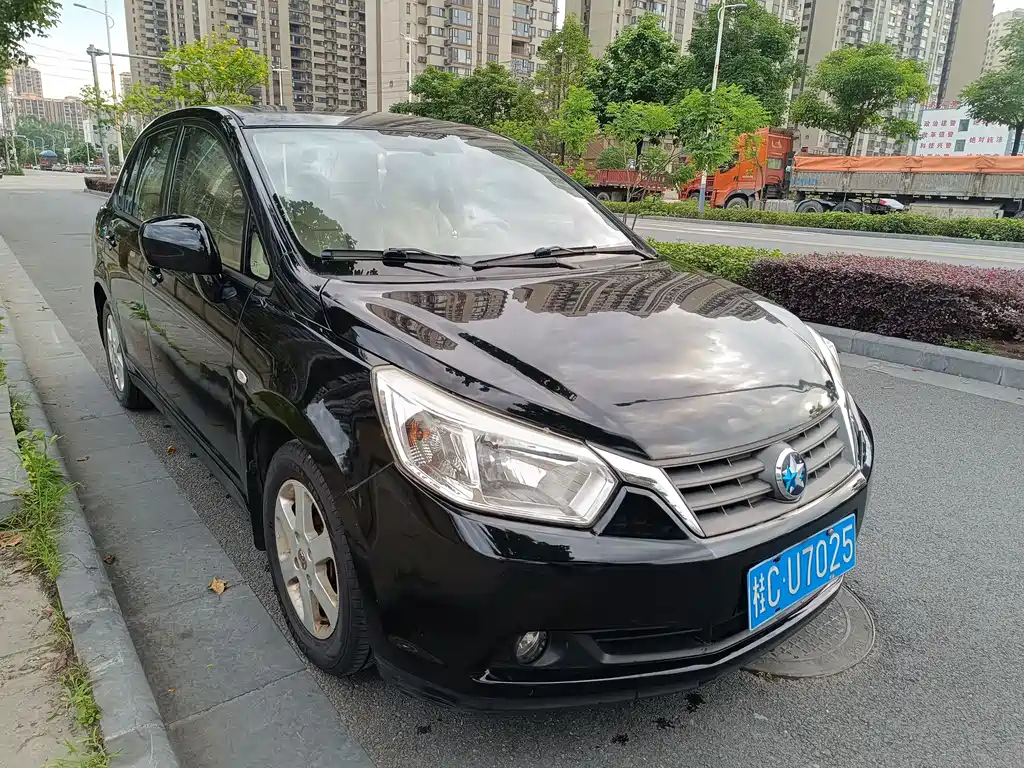 Venucia D50 启辰D50 2012款 1.6 L 手动尊贵版