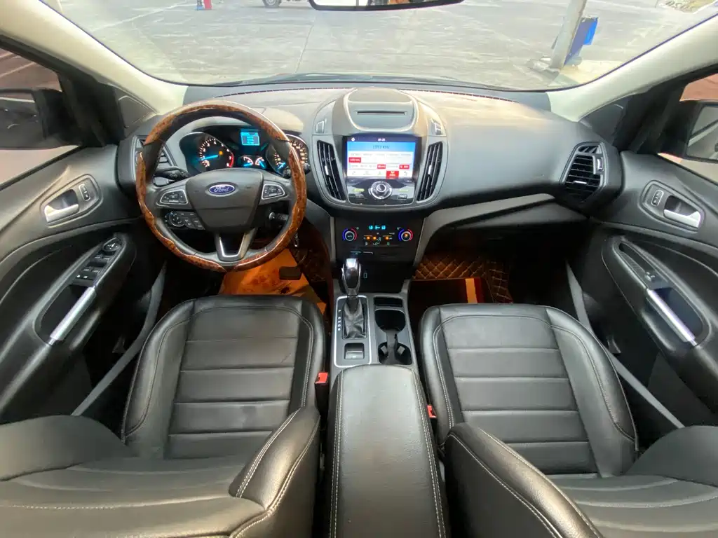 Kuga EcoBoost 180 2 WD