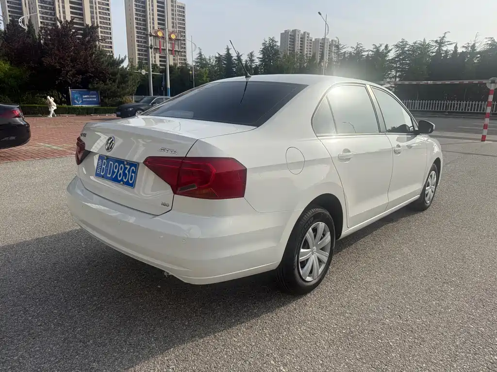 Jetta 1.5 L Manual Fashion