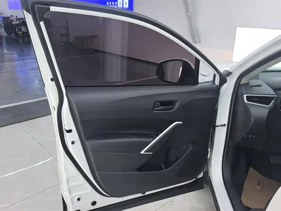 Corolla Cross 2.0 L Pioneer