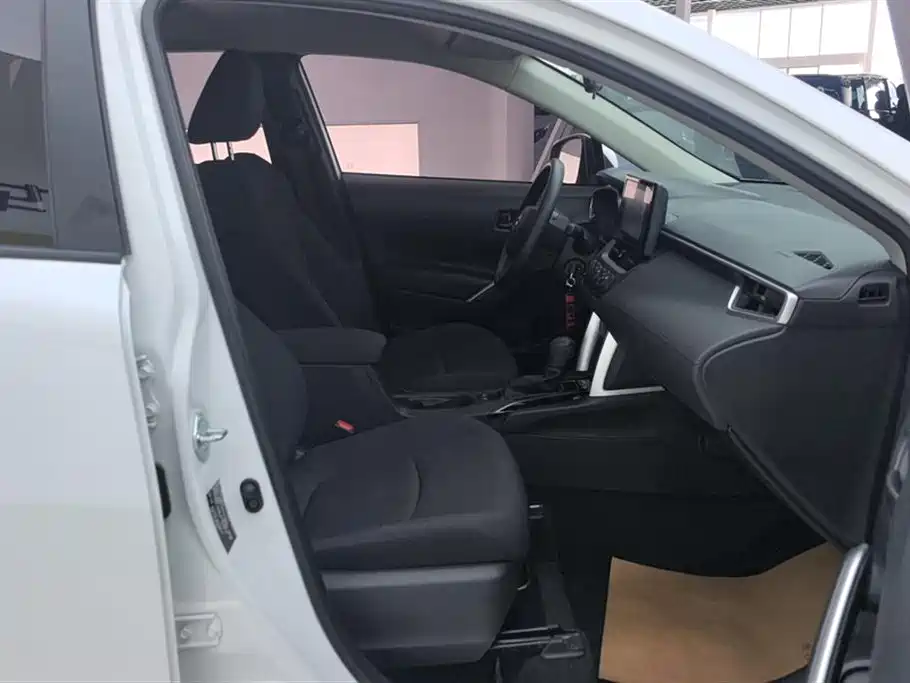 Corolla Cross 2.0 L Pioneer