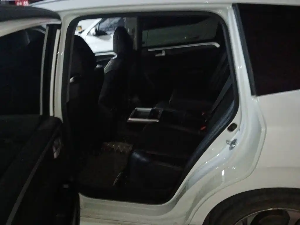 Jade 210 TURBO CVT Luxury 5-seat