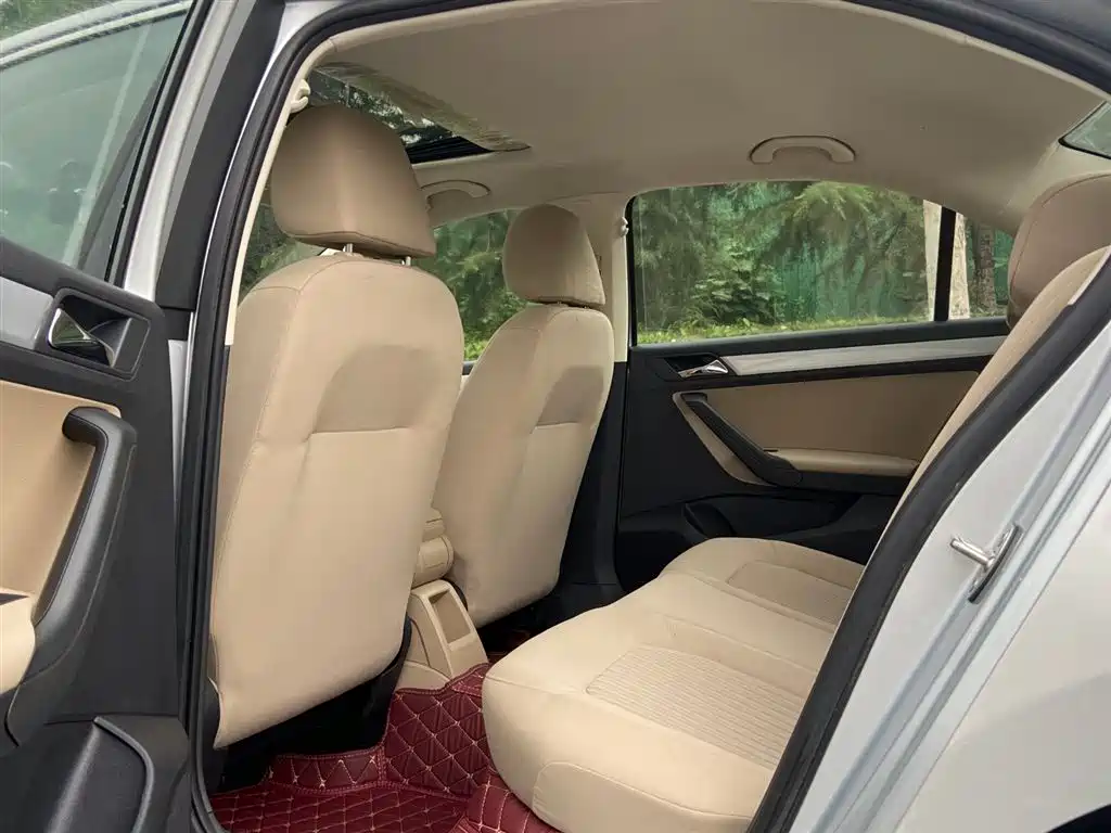 Jetta 1.4 L Manual Comfort