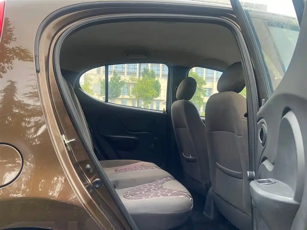 Chery QQ 奇瑞QQ 2013款 1.0 L 手动活力版
