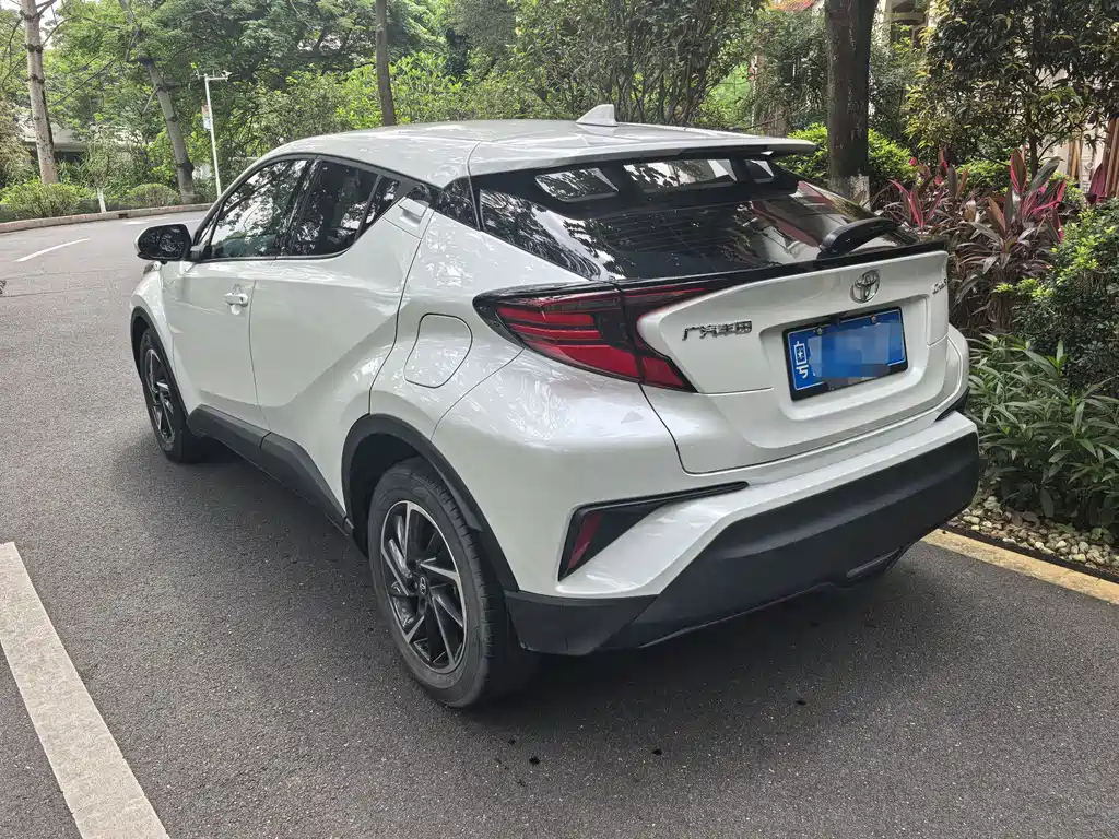 Toyota C-HR 2.0 L Luxury
