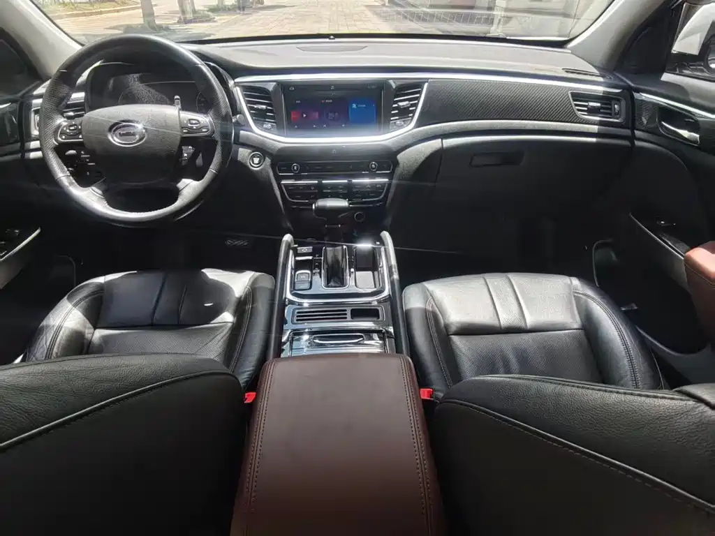 GAC Trumpchi GS7 320 T 2 WD Luxury