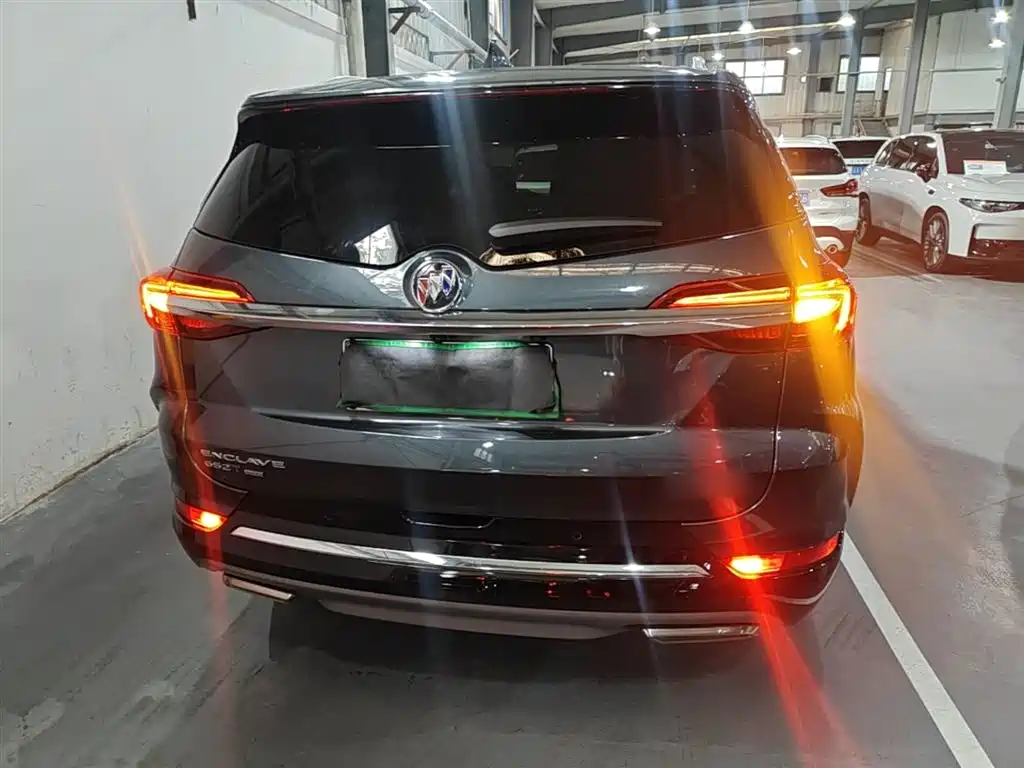 Enclave 652 T 4 WD Premium Flagship 6-seat