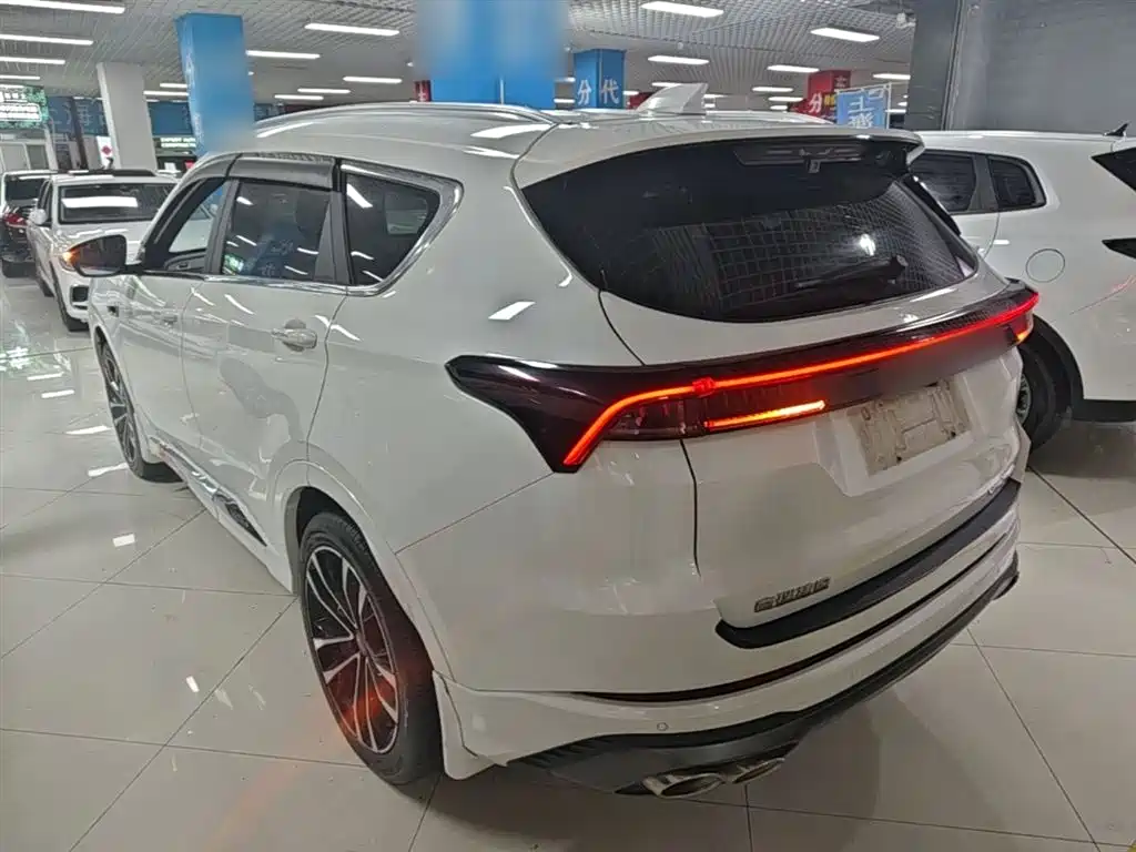 Jetour X70 PLUS 1.6 T DCT Land 5-seat