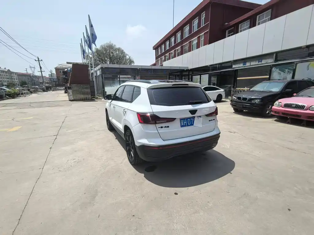 Jetta VS5 280 TSI Auto Highlight Joy