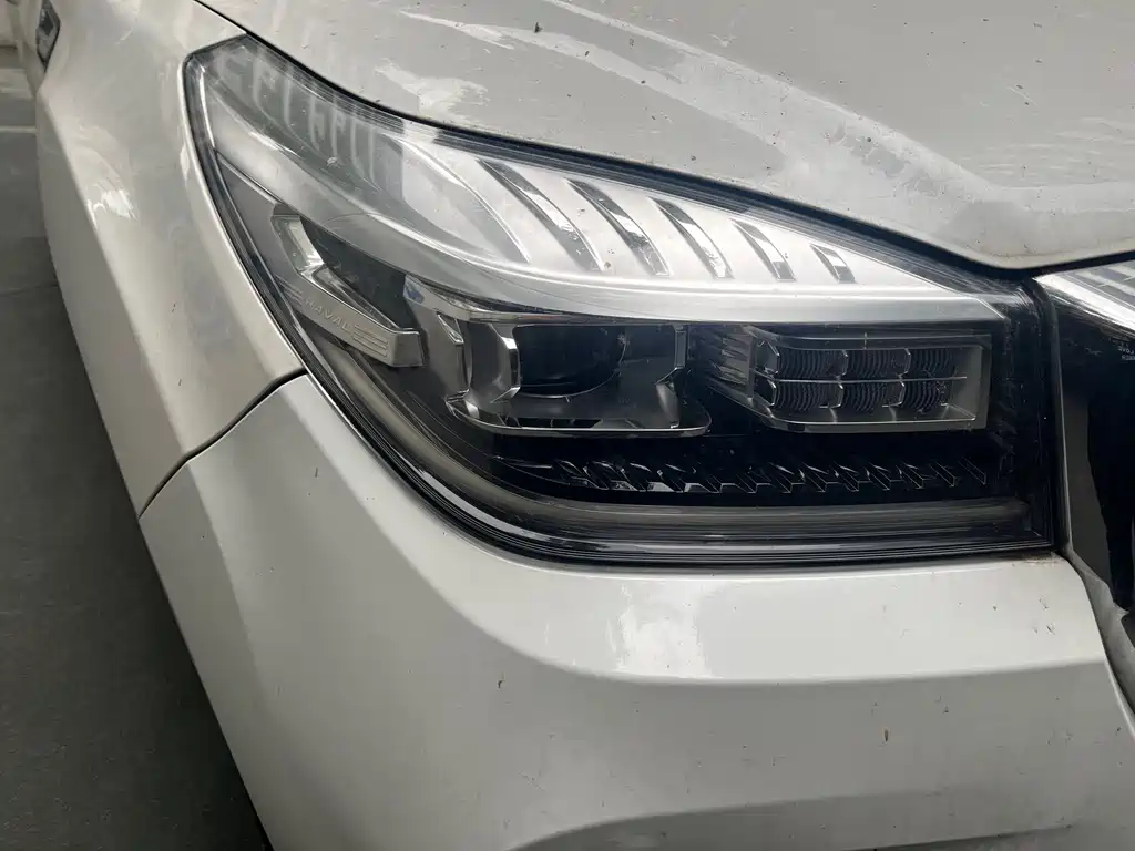 Haval H9 2.0 T Gasoline 4 WD Luxury 7-seat