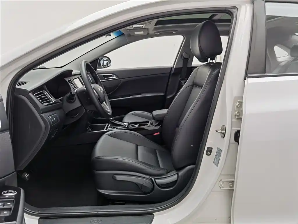 Mistra 1.8 L Auto Intelligent GLS