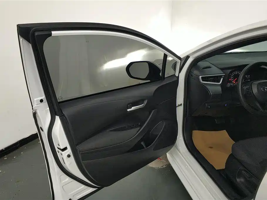 Levin Facelift TNGA 1.5 L CVT Progressive
