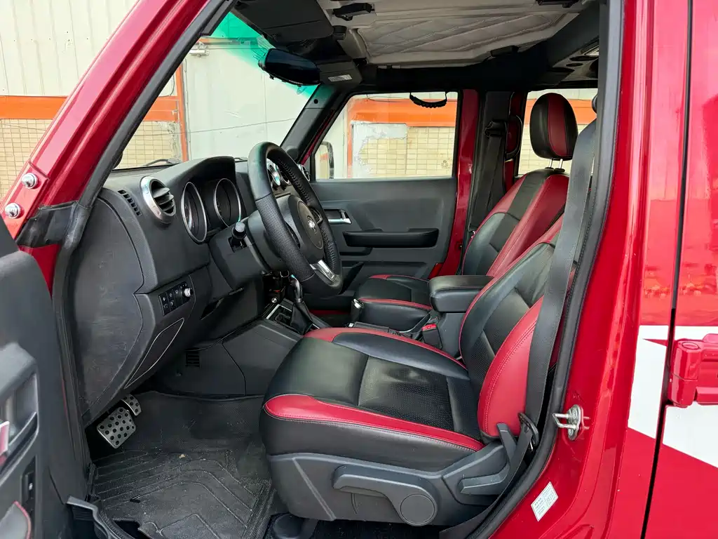BAIC BJ40 40 L 2.3 T Auto 4 WD Rally Champion