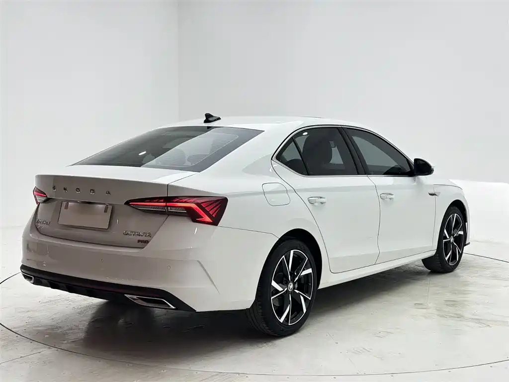 Octavia Facelift PRO TSI280 Premium