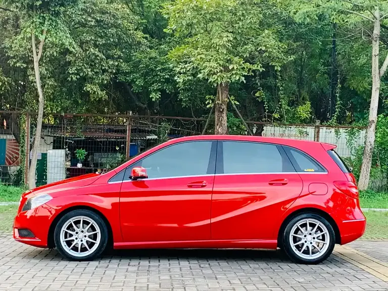 Mercedes-Benz B-Class B 180