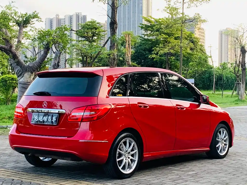 Mercedes-Benz B-Class B 180