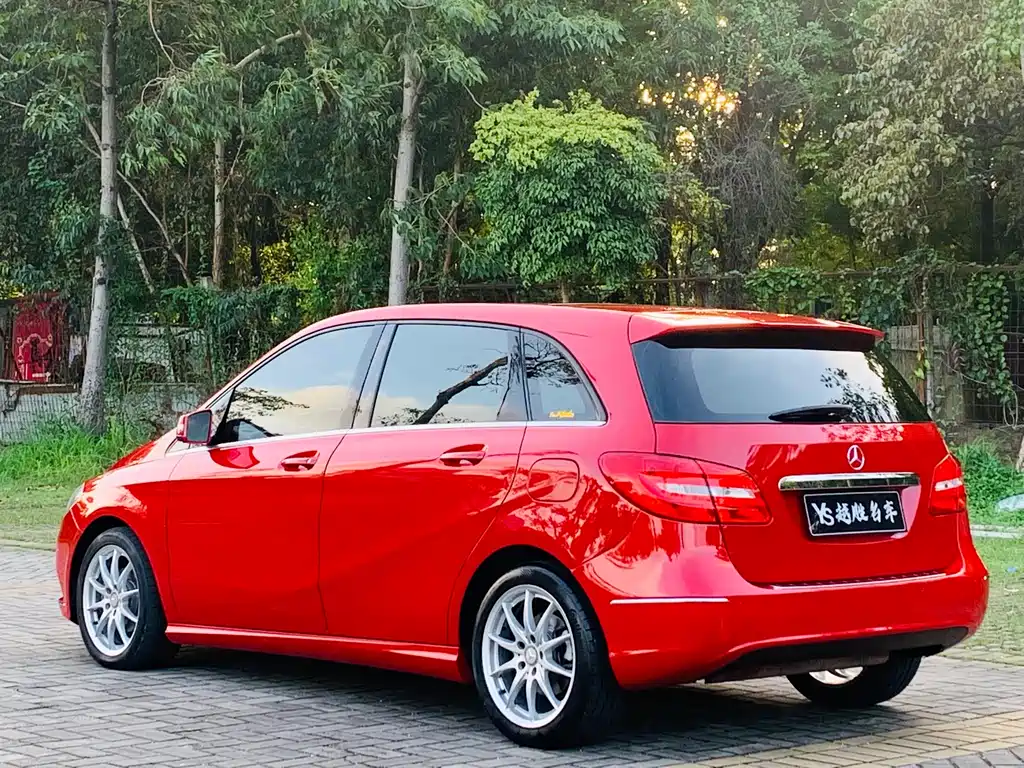 Mercedes-Benz B-Class B 180