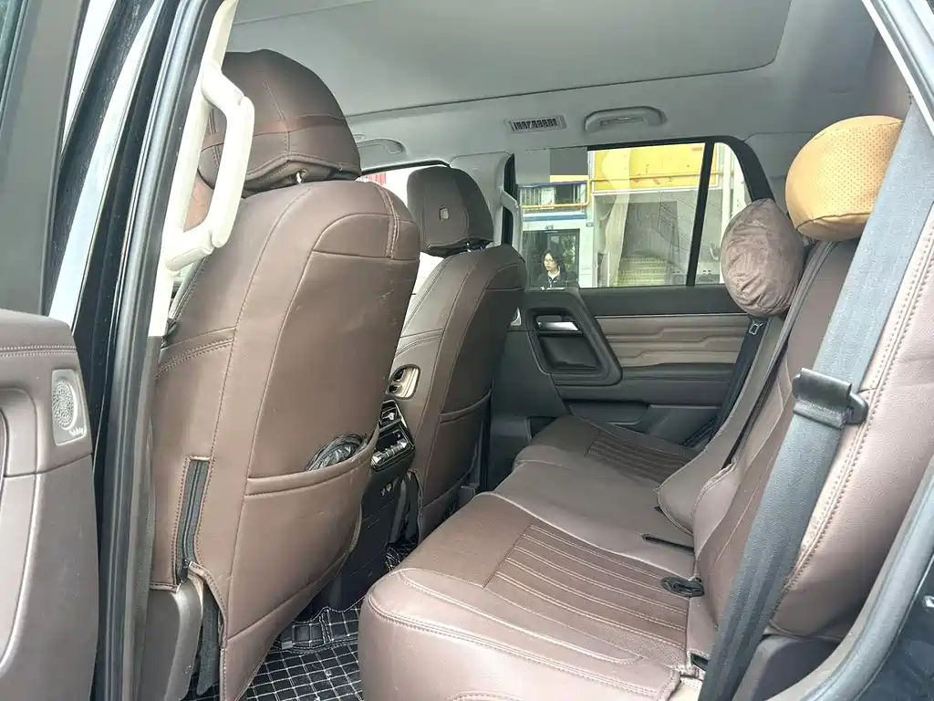 Beijing Offroad BJ60 2.0 T 11 th 7-seat