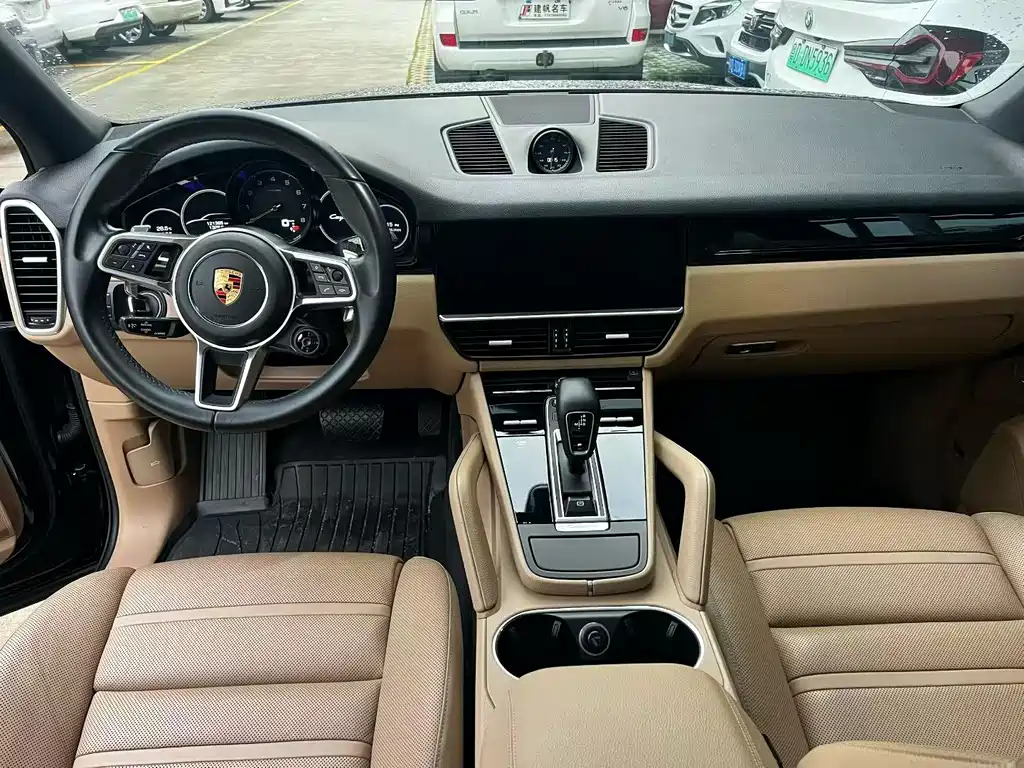 Cayenne NEV Cayenne E-Hybrid 2.0 T