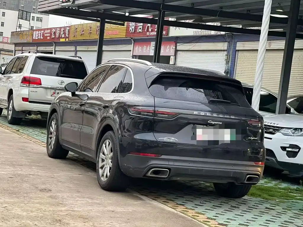 Cayenne NEV Cayenne E-Hybrid 2.0 T