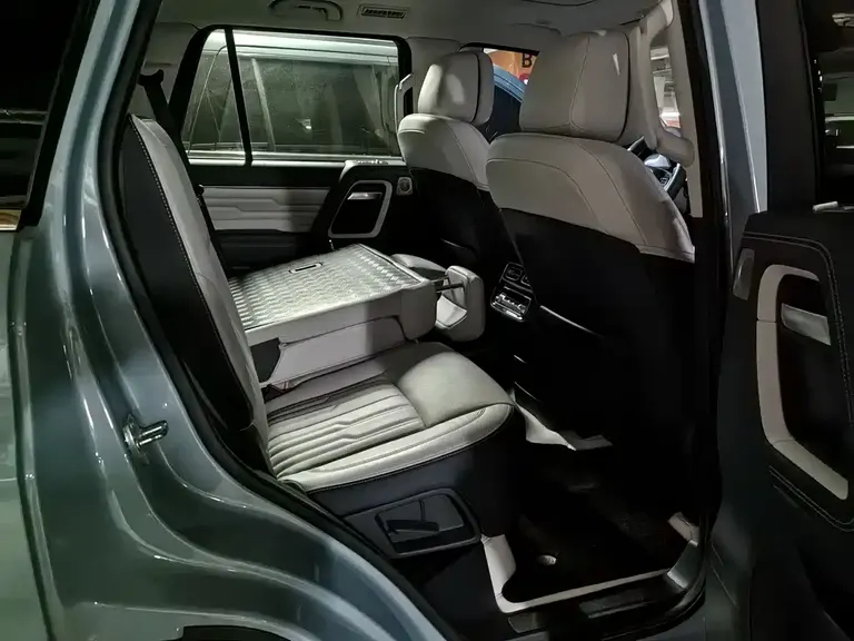 Baic Beijing Offroad BJ60 2.0 T 11 th 7-seat