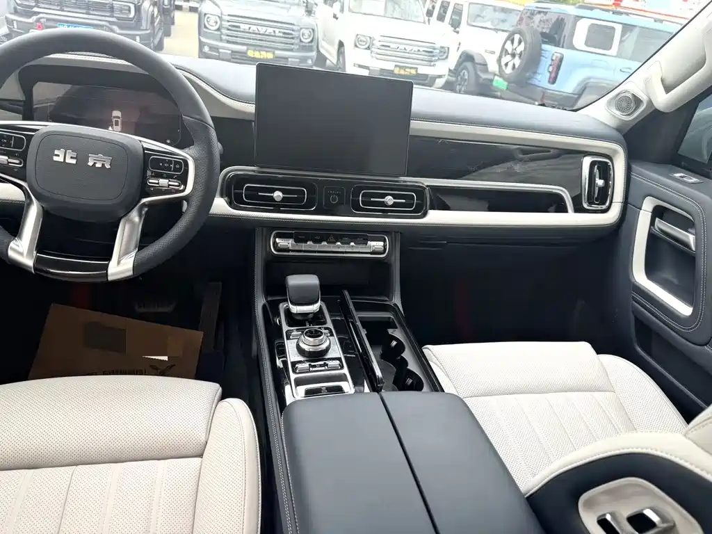 Beijing Offroad BJ60 2.0 T 11 th 7-seat