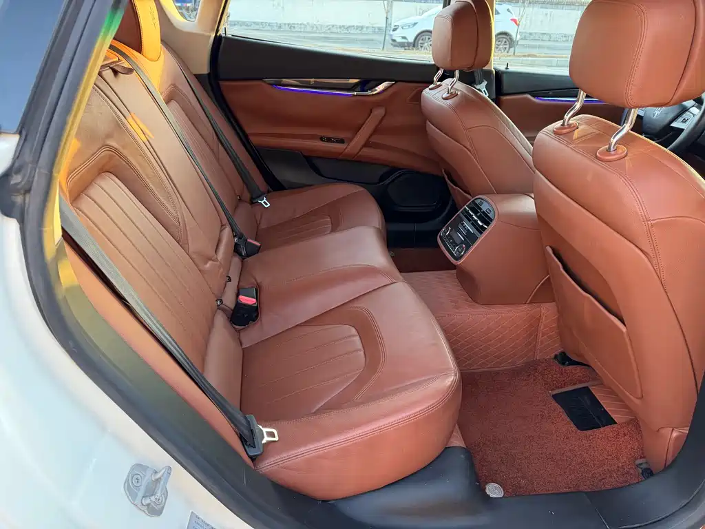 Quattroporte 3.0 T Standard