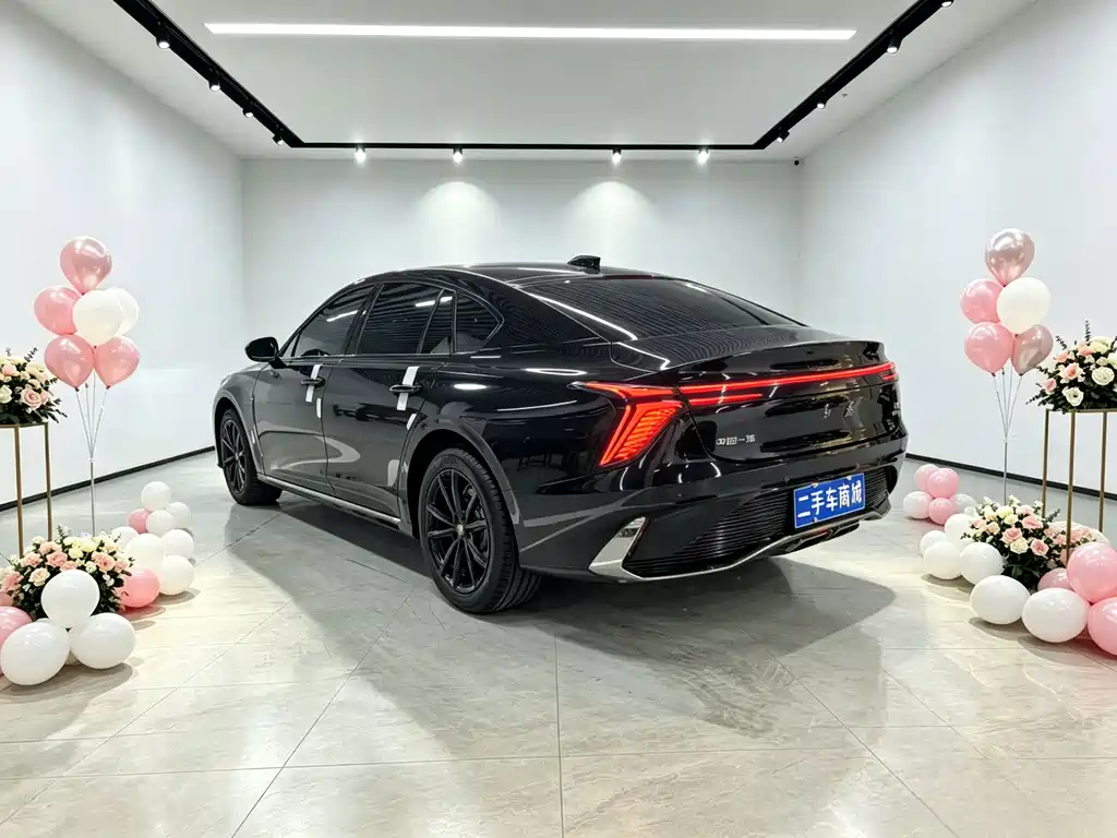 Hongqi H6 2.0 T Zhishang