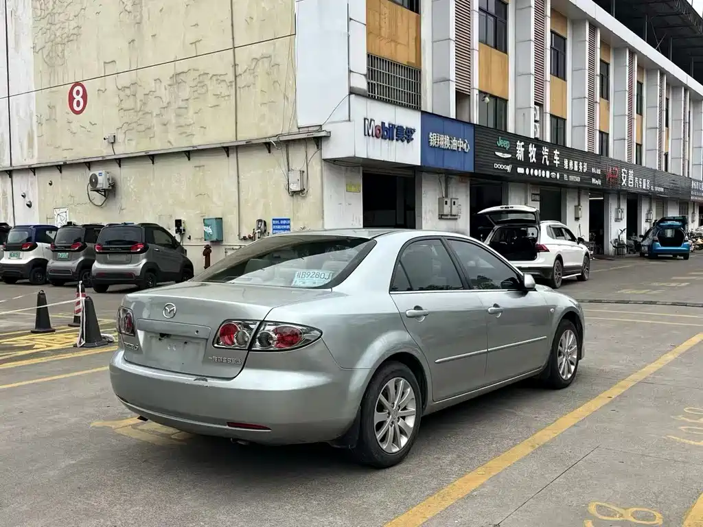 Mazda 6 2.0 L Auto Super Luxury