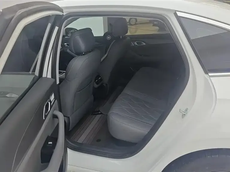 Geely Galaxy A7 银河A7 EM 2025款 EM-i 150 km 远航版