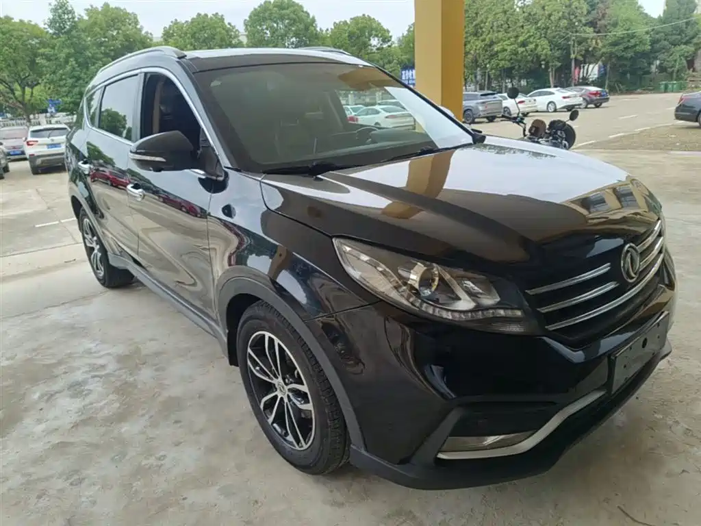 Fengguang 580 1.5 T CVT Luxury