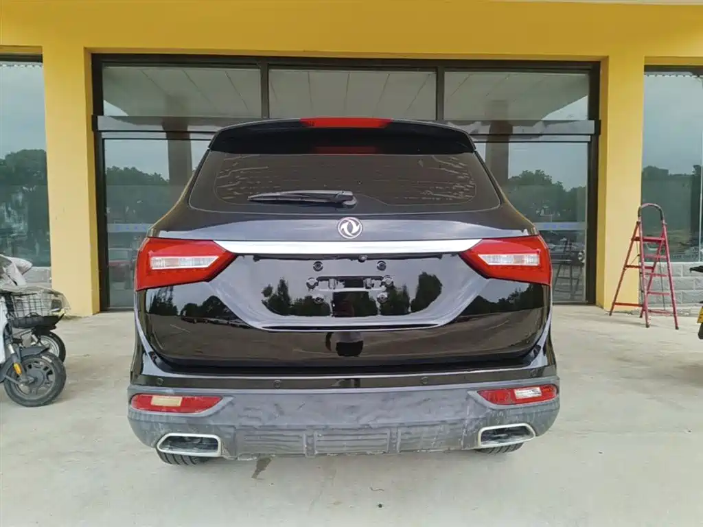 Fengguang 580 1.5 T CVT Luxury