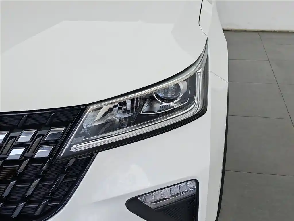 Wuling Xingchi 1.5 L Manual Freedom