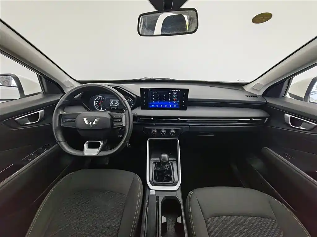 Wuling Xingchi 1.5 L Manual Freedom