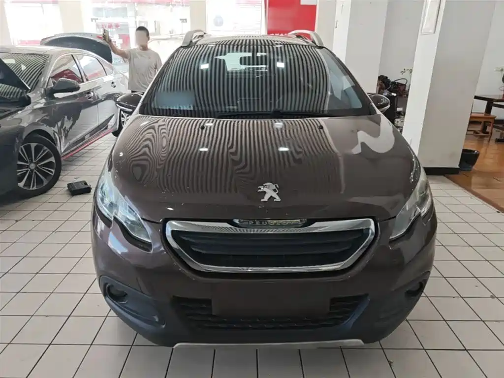 Peugeot 2008 2014 1.6 L Auto Trendy