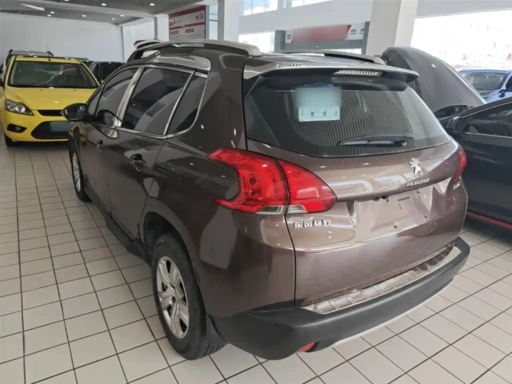 Peugeot 2008 2014 1.6 L Auto Trendy