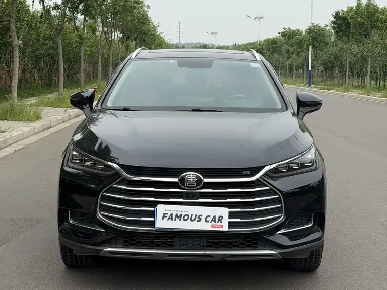 BYD Tang 2.0 T Auto Connected Distinguished 5-seat CN-VI