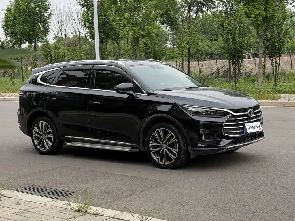 Tang 2.0 T Auto Connected Distinguished 5-seat CN-VI