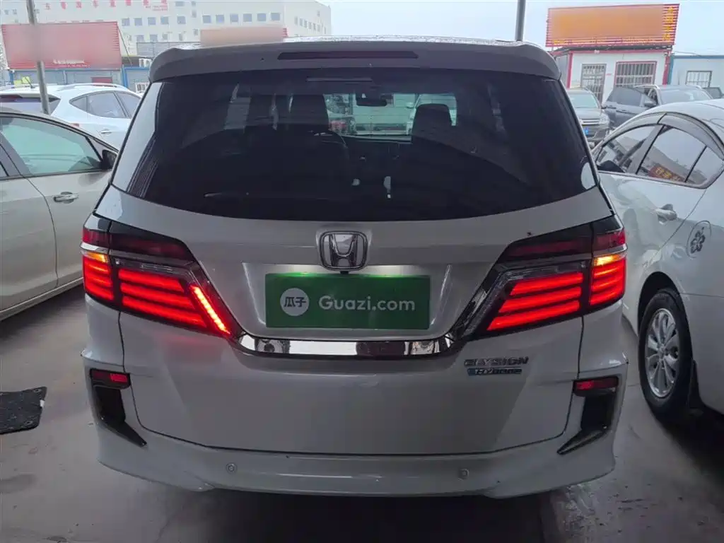 Elysion 2.0 L Hybrid Luxury