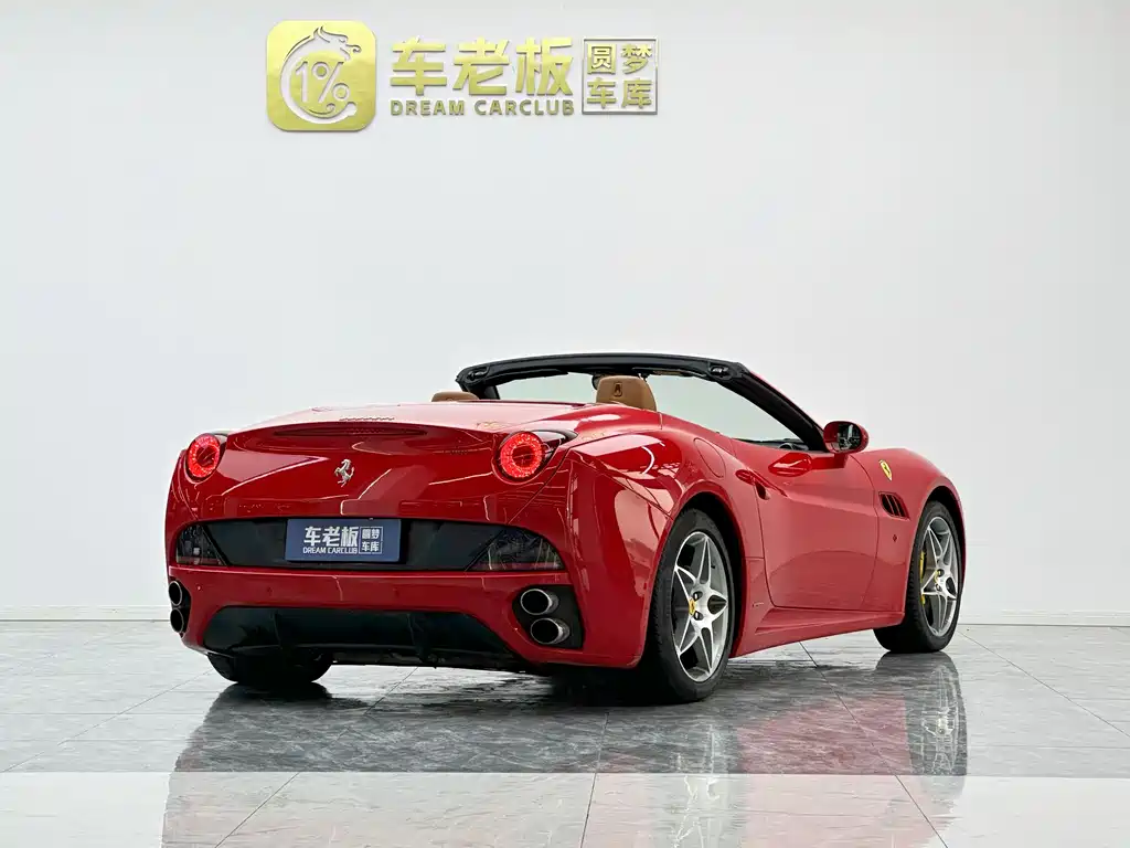 California T 4.3 L Standard